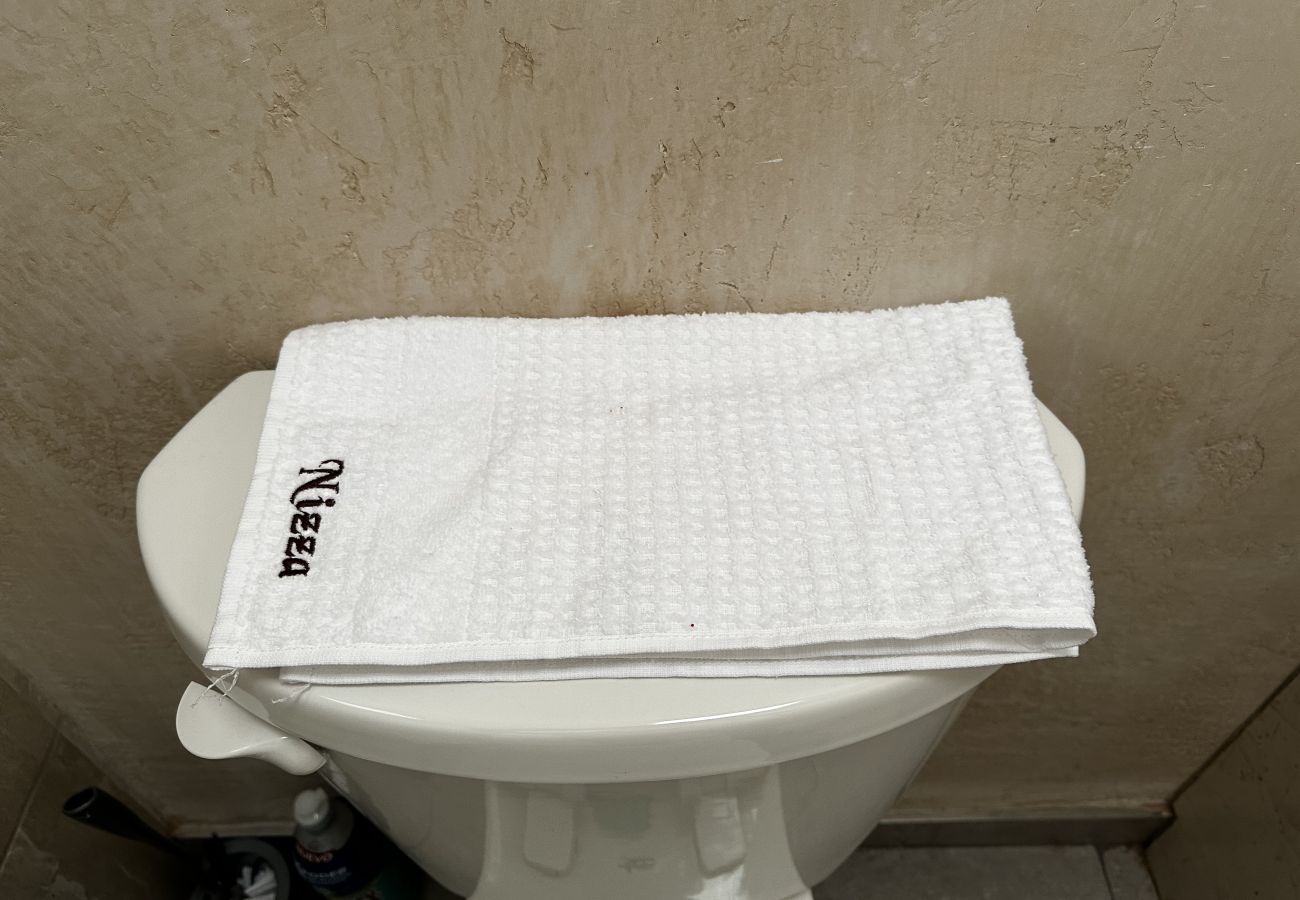 Appartamento a Val’Quirico - Nizza 10-110 Ricardo Hernandez