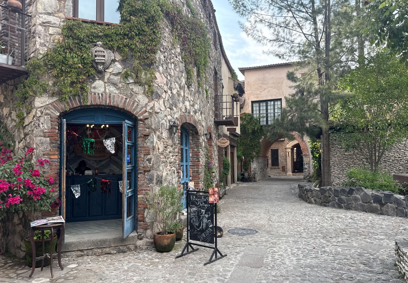 Appartamento a Val’Quirico - Sicilia con Terraza y chimenea