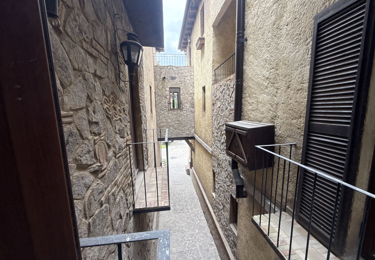 Appartamento a Val’Quirico - Luna Toscana Loft con Balcón
