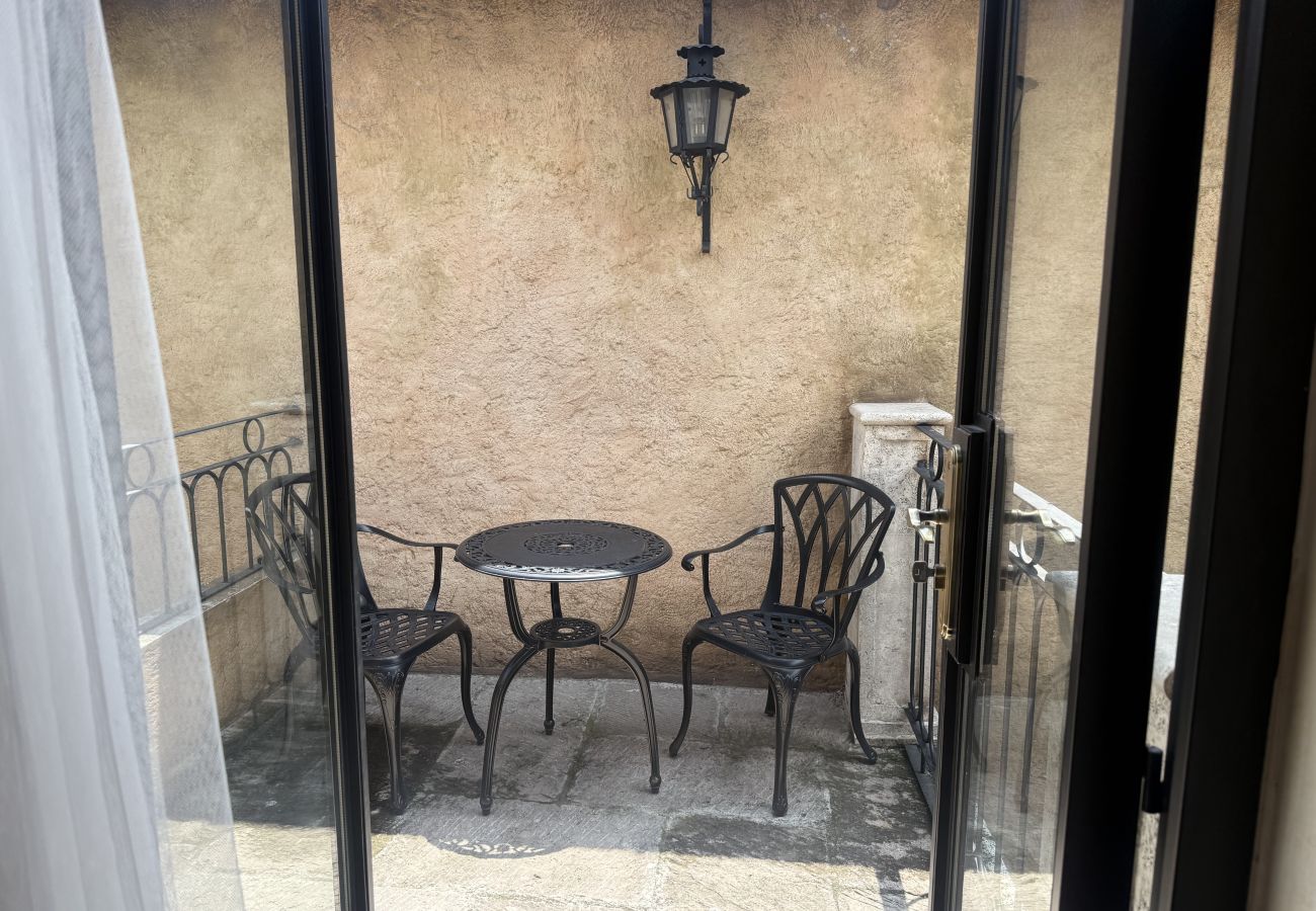 Appartamento a Val’Quirico - Loft La Reggina