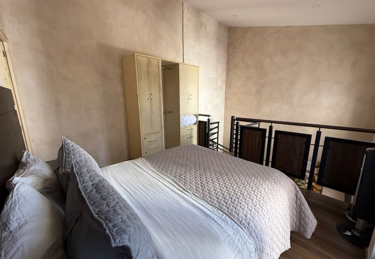 Departamento en Val’Quirico - Nizza 10-110 Ricardo Hernandez