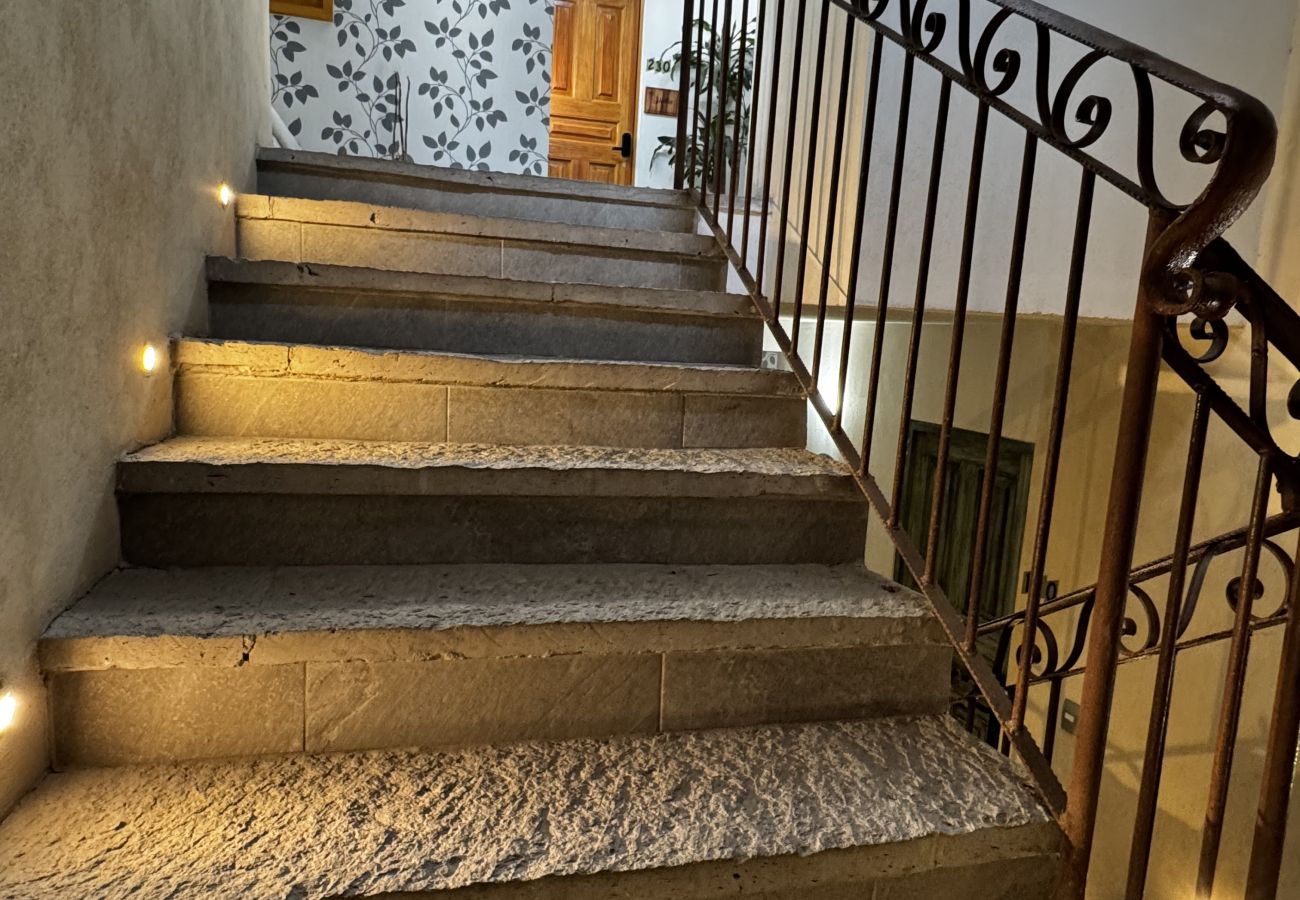 Departamento en Val’Quirico - Sicilia con Terraza y chimenea