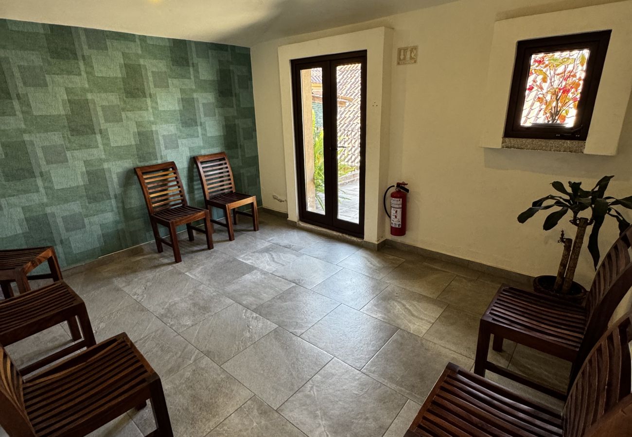 Departamento en Val’Quirico - Sicilia con Terraza y chimenea