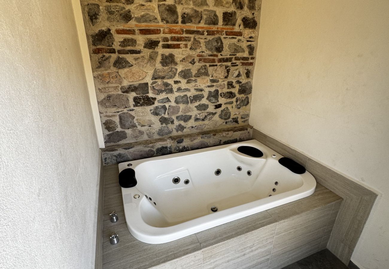 Departamento en Val’Quirico - Sicilia con Terraza y chimenea