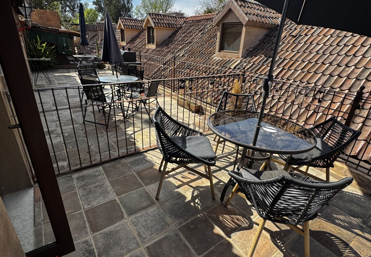 Departamento en Val’Quirico - Sicilia con Terraza y chimenea