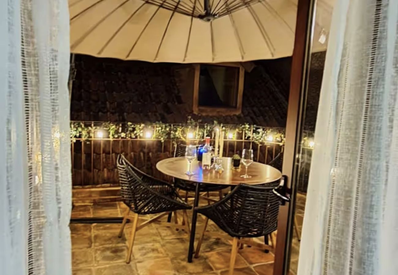 Departamento en Val’Quirico - Sicilia con Terraza y chimenea