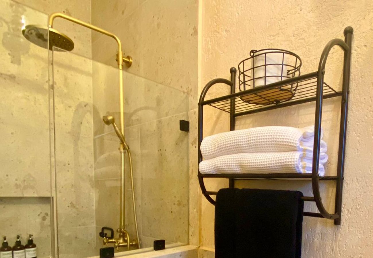 Apartment in Val’Quirico - Don Roque en Val’Quirico