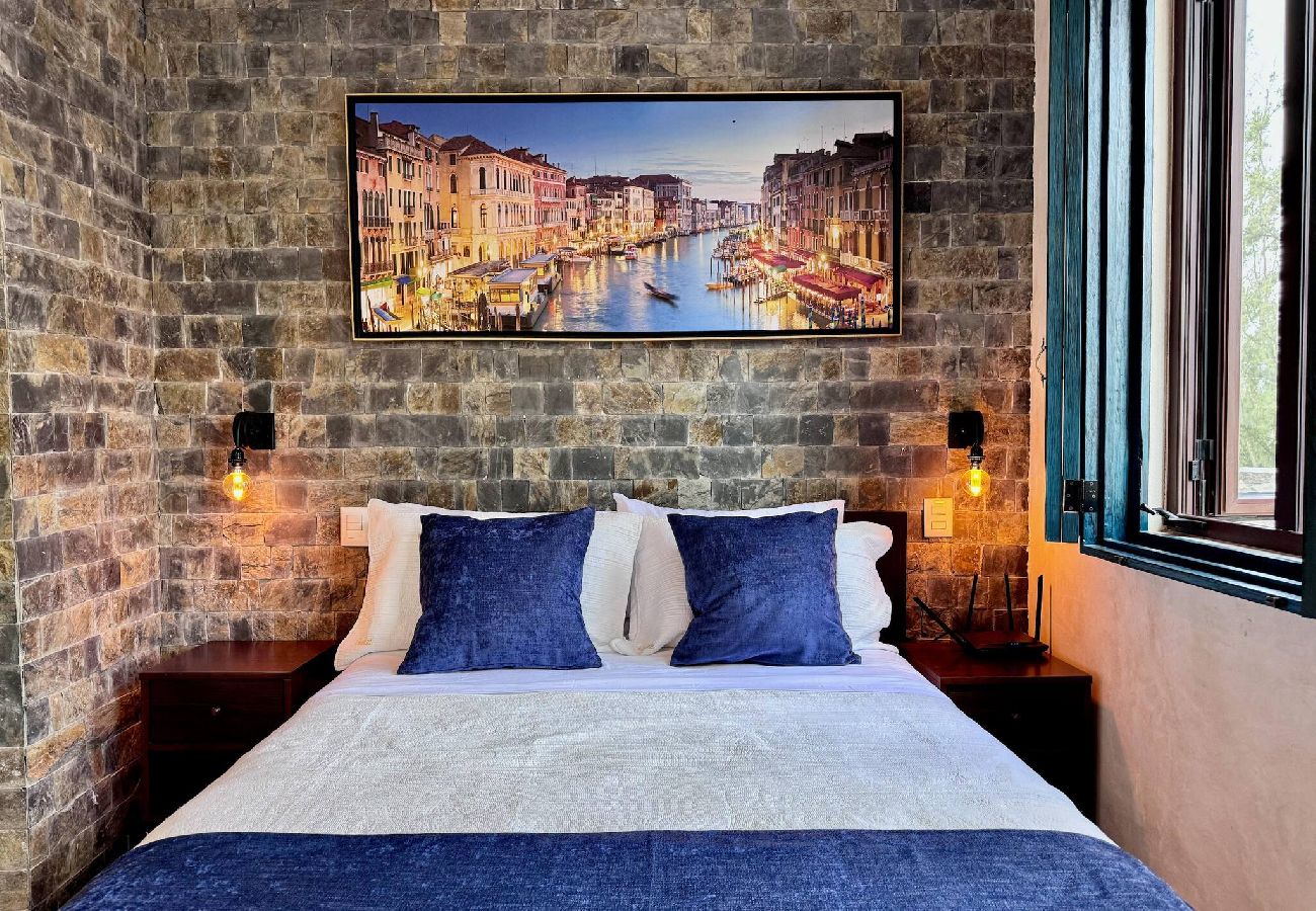 Rent by room in Val’Quirico - Venezia 2 en Val’Quirico