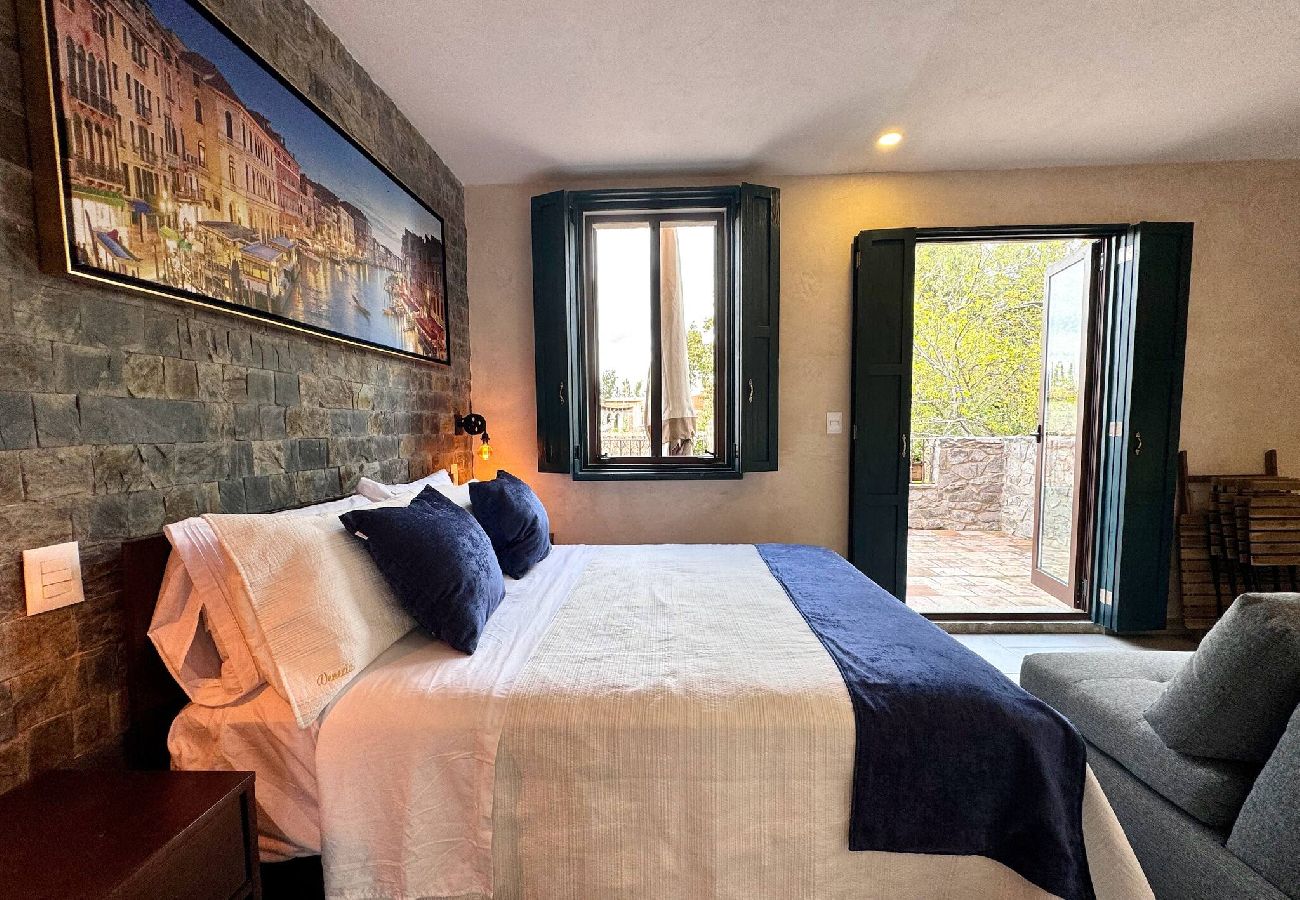 Rent by room in Val’Quirico - Venezia 2 en Val’Quirico