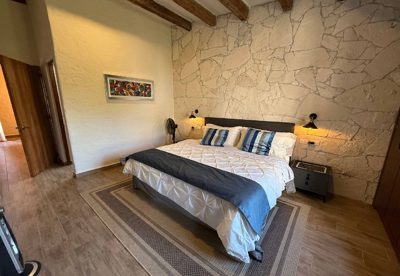 Apartment in Val’Quirico - Solange Suite en ValQuirico