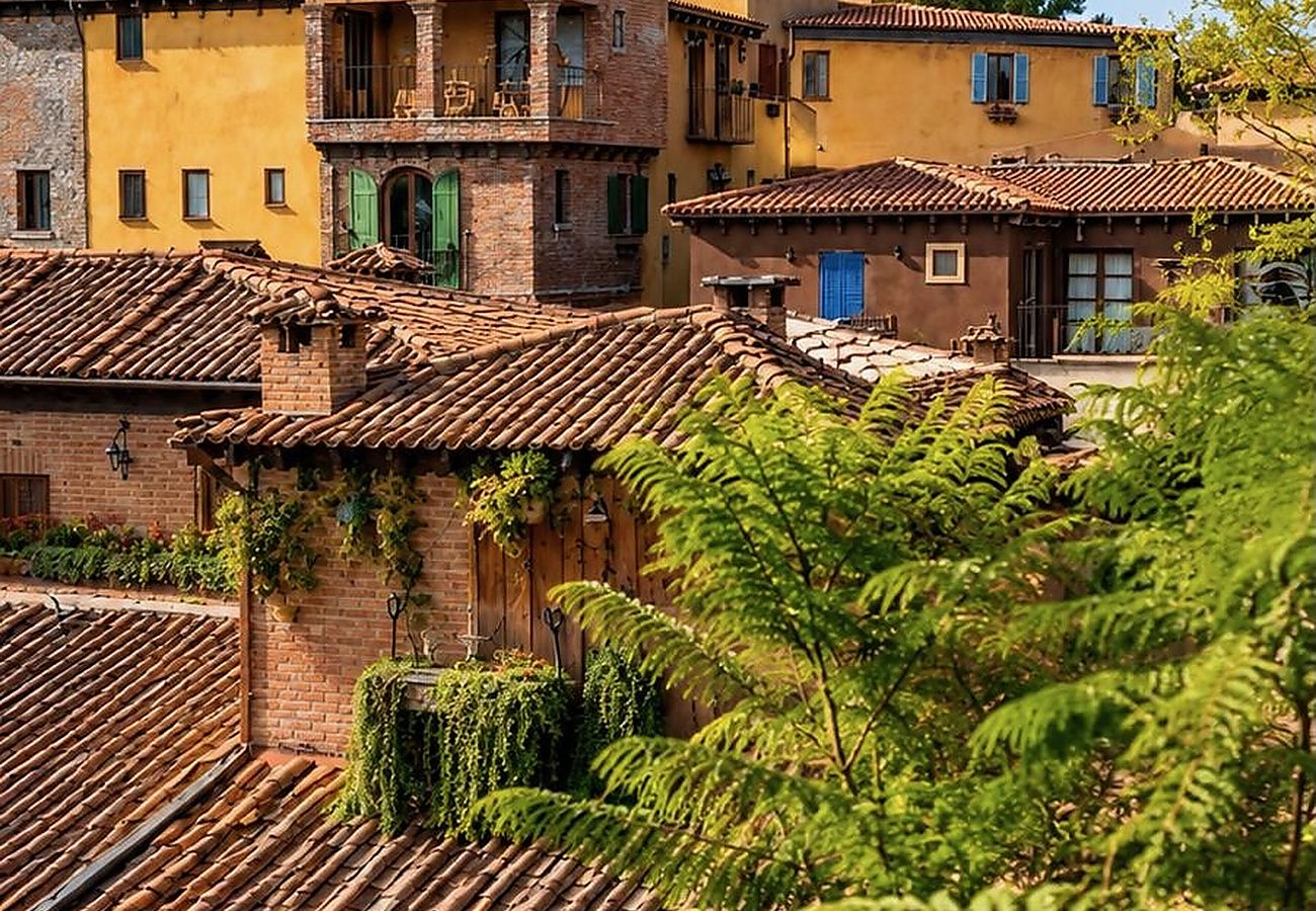 Apartment in Val’Quirico - Solange Suite en ValQuirico