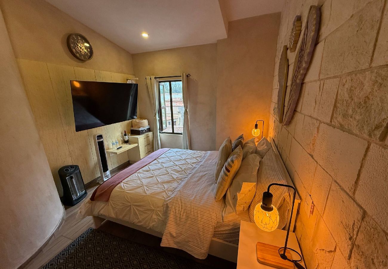 Rent by room in Val’Quirico - Fiore Junior en Val´Quirico