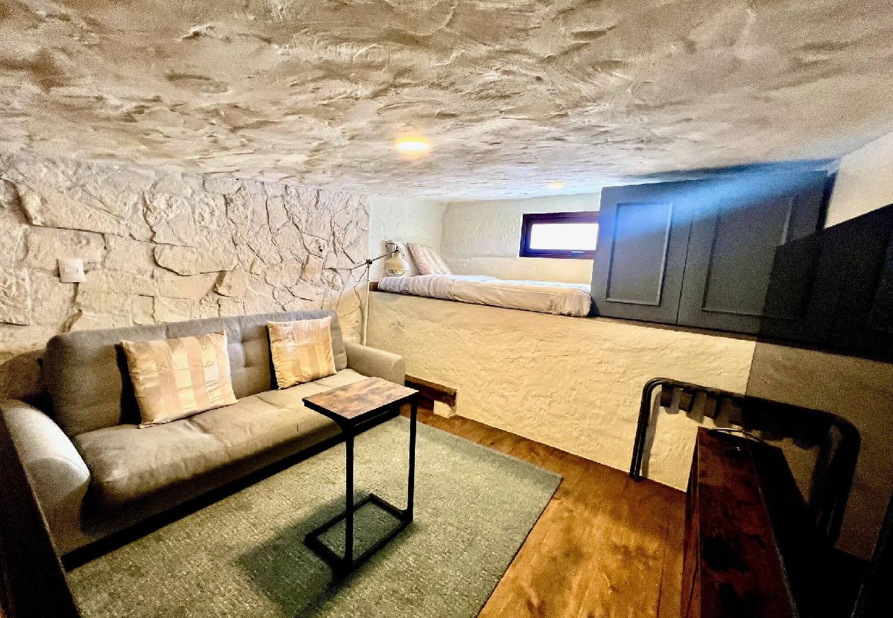 Apartment in Val’Quirico - Amore e Vino  Val’Quirico