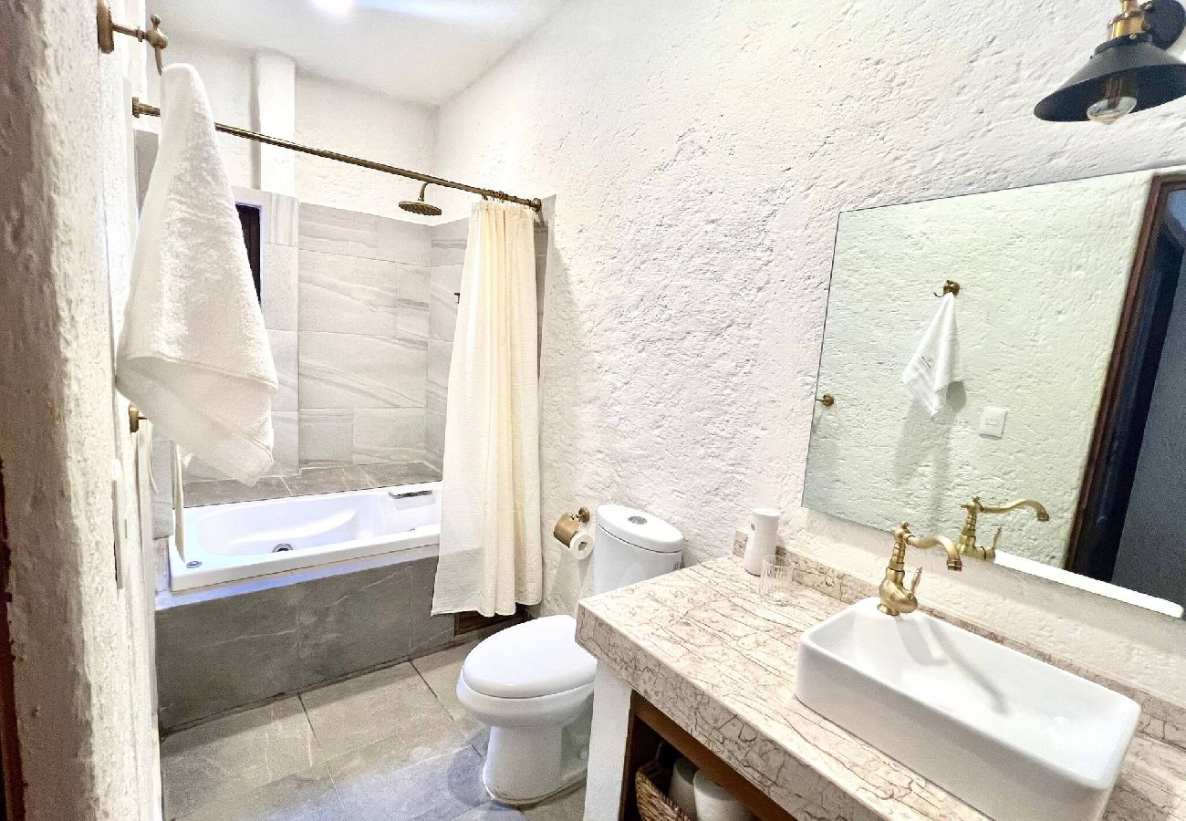 Apartment in Val’Quirico - Amore e Vino  Val’Quirico