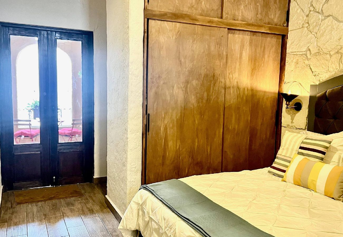 Apartment in Val’Quirico - Amore e Vino  Val’Quirico