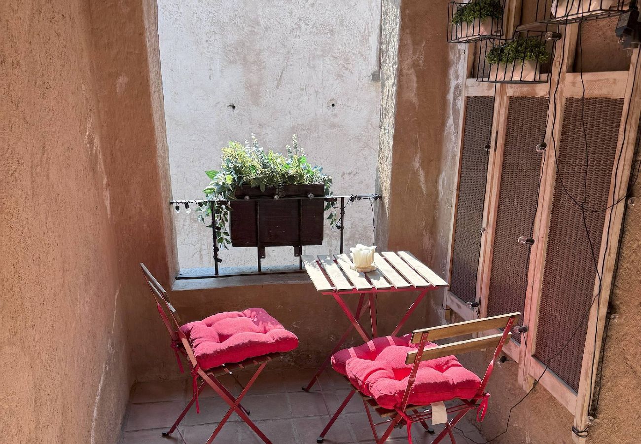 Apartment in Val’Quirico - Amore e Vino  Val’Quirico