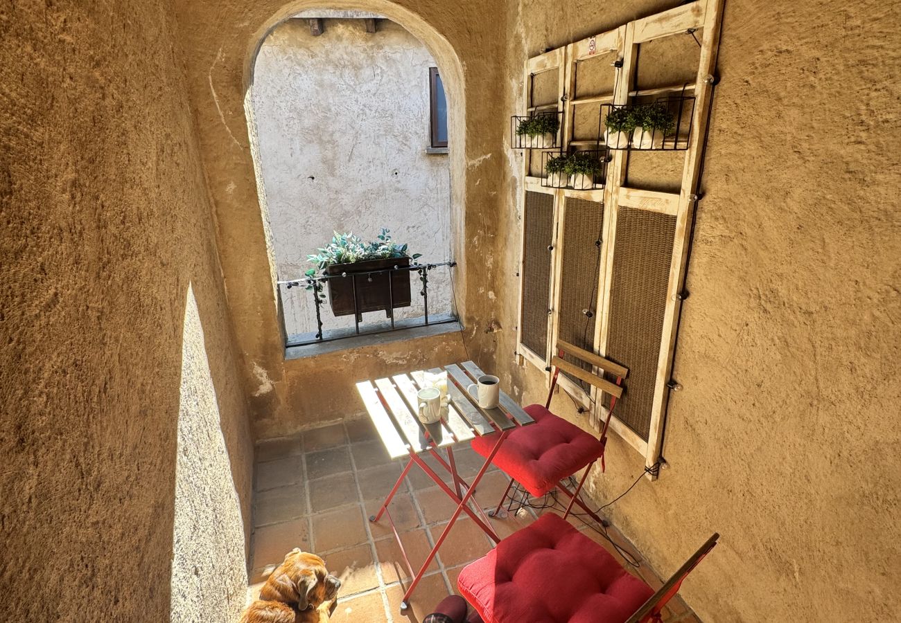 Apartment in Val’Quirico - Amore e Vino  Val’Quirico