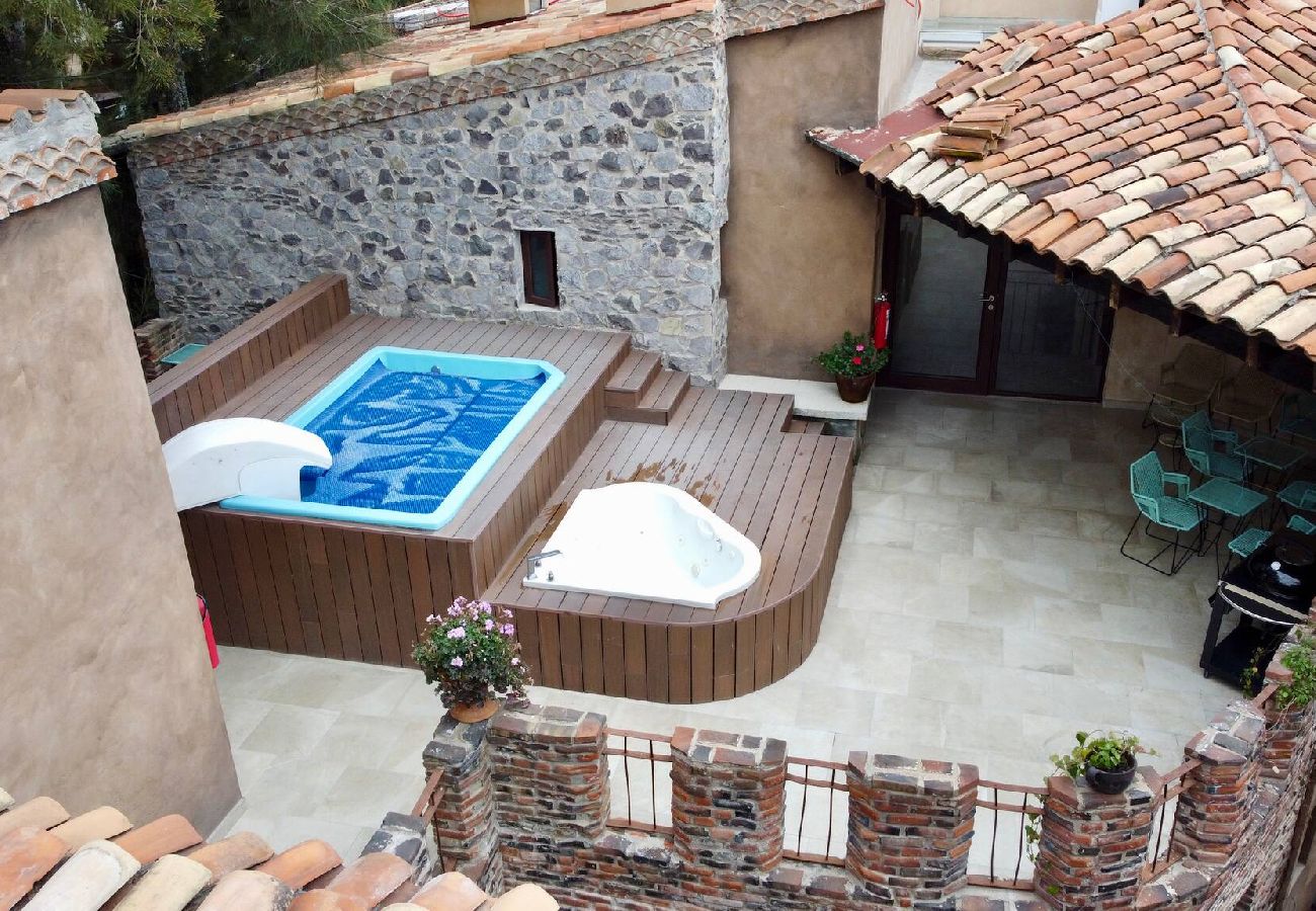 Apartment in Val’Quirico - Valeria en ValQuirico