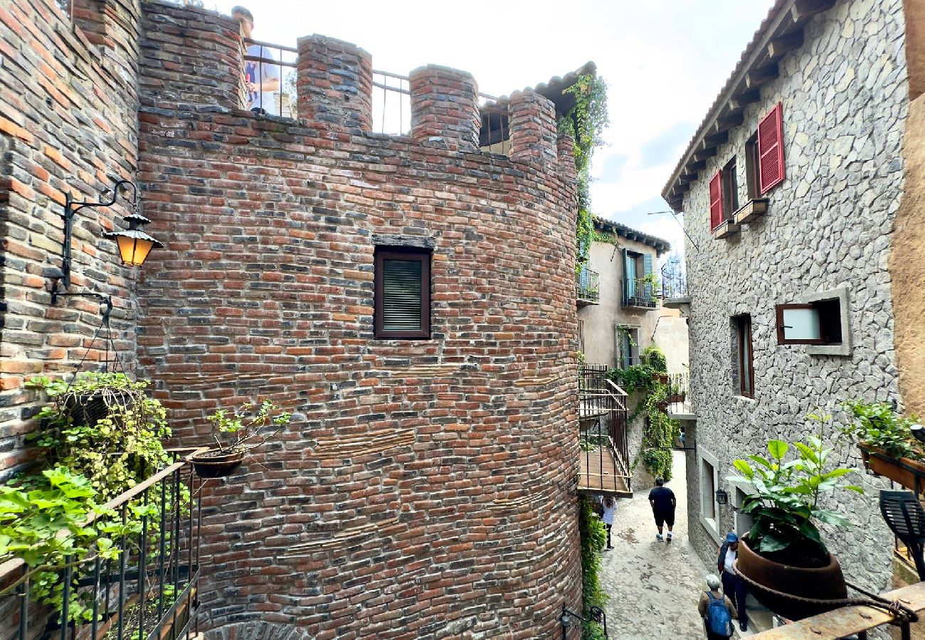 Apartment in Val’Quirico - Valeria en ValQuirico