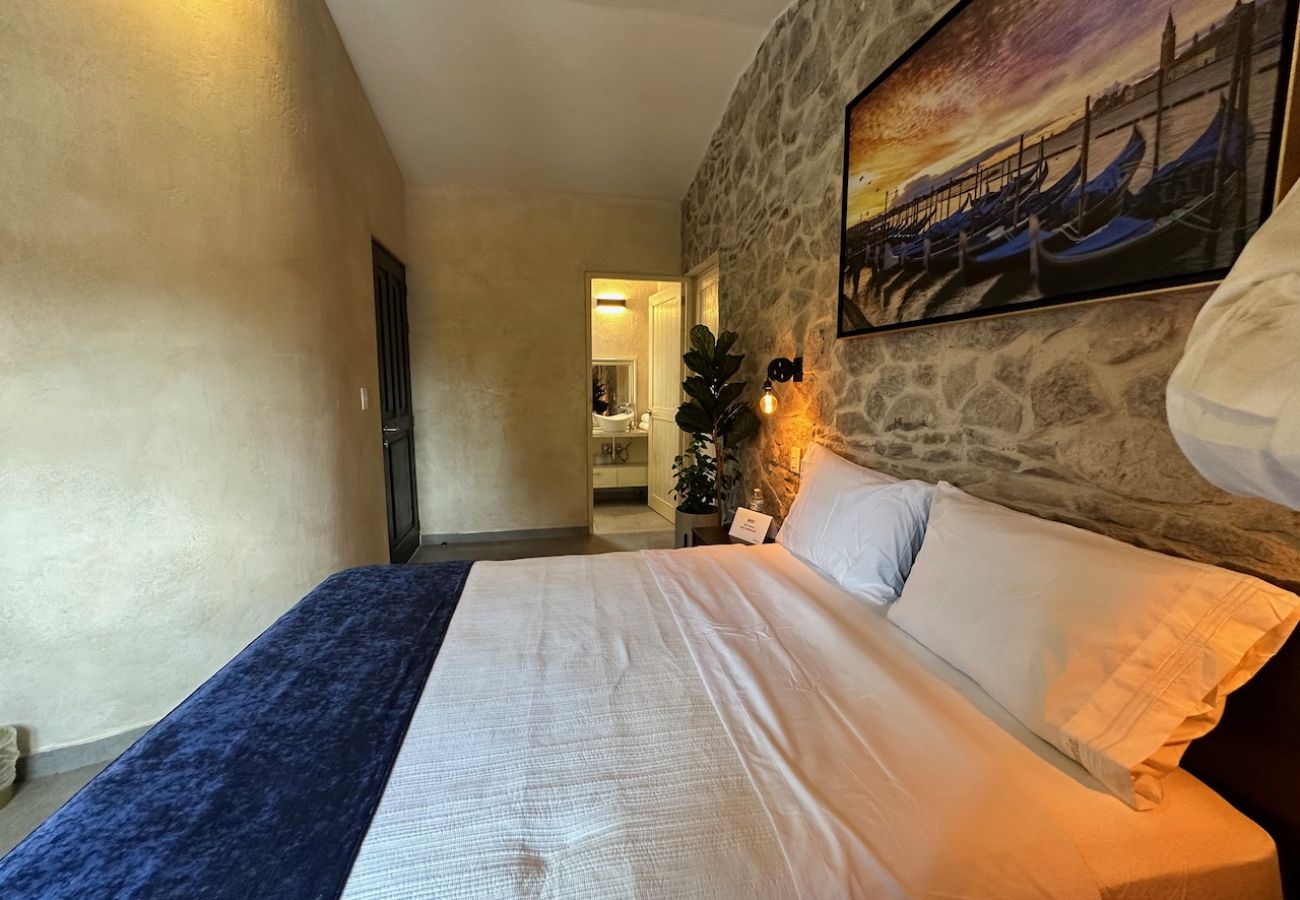 Rent by room in Val’Quirico - Venezia 3 en Val’Quirico