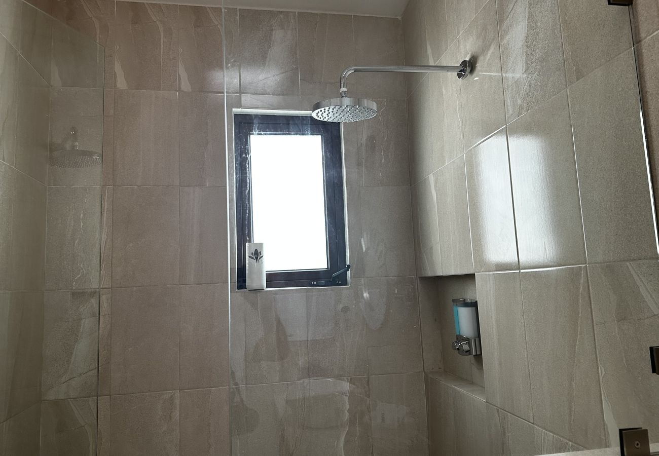 Apartment in Val’Quirico - Nizza 10-110 Ricardo Hernandez