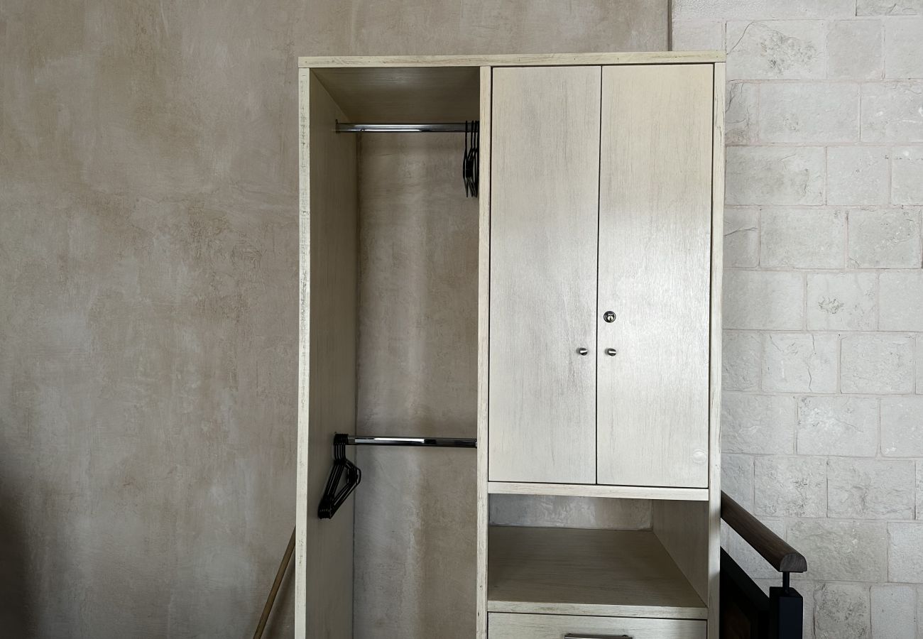 Apartment in Val’Quirico - Nizza 10-110 Ricardo Hernandez