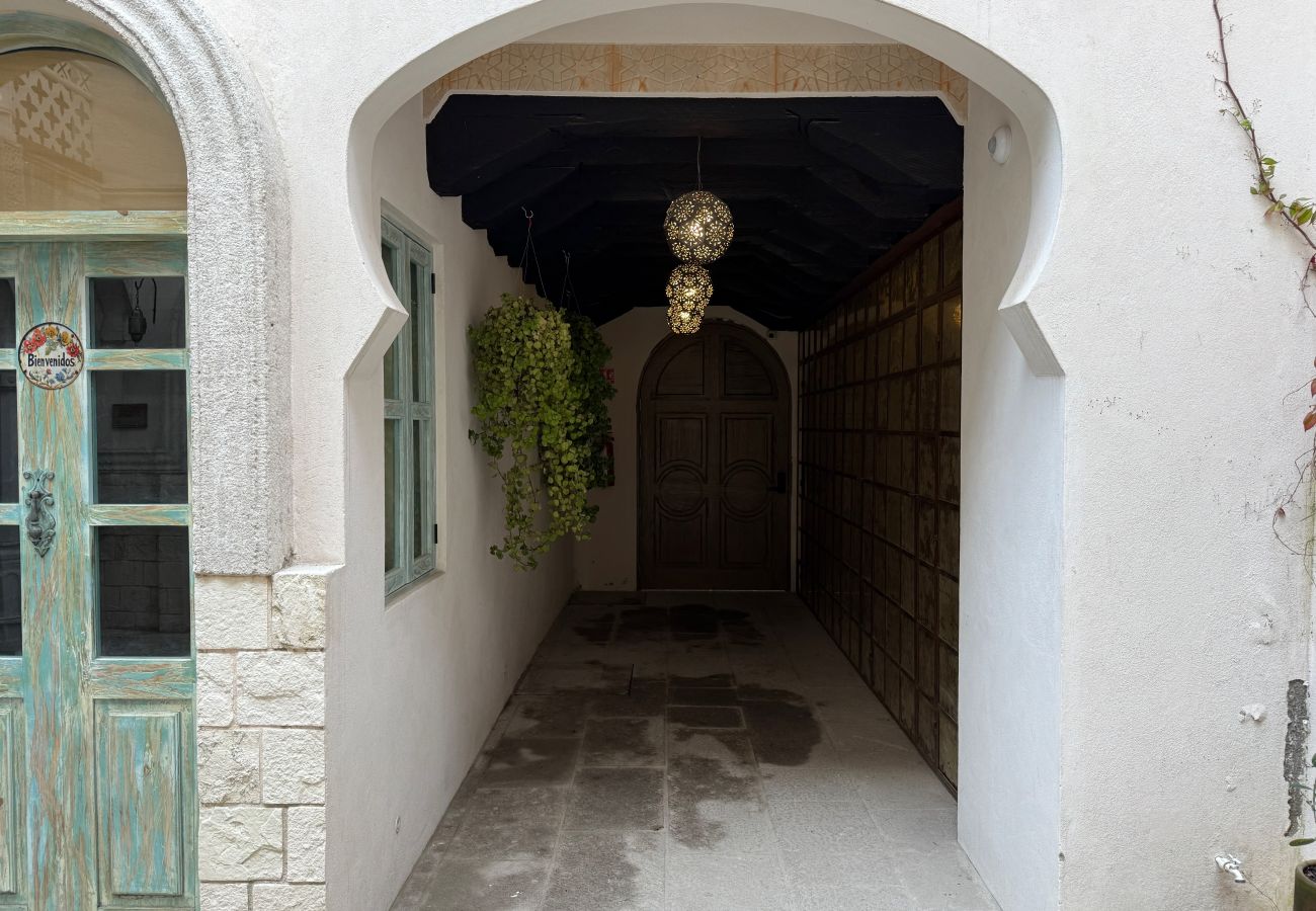 Apartment in Val’Quirico - Nizza 10-110 Ricardo Hernandez