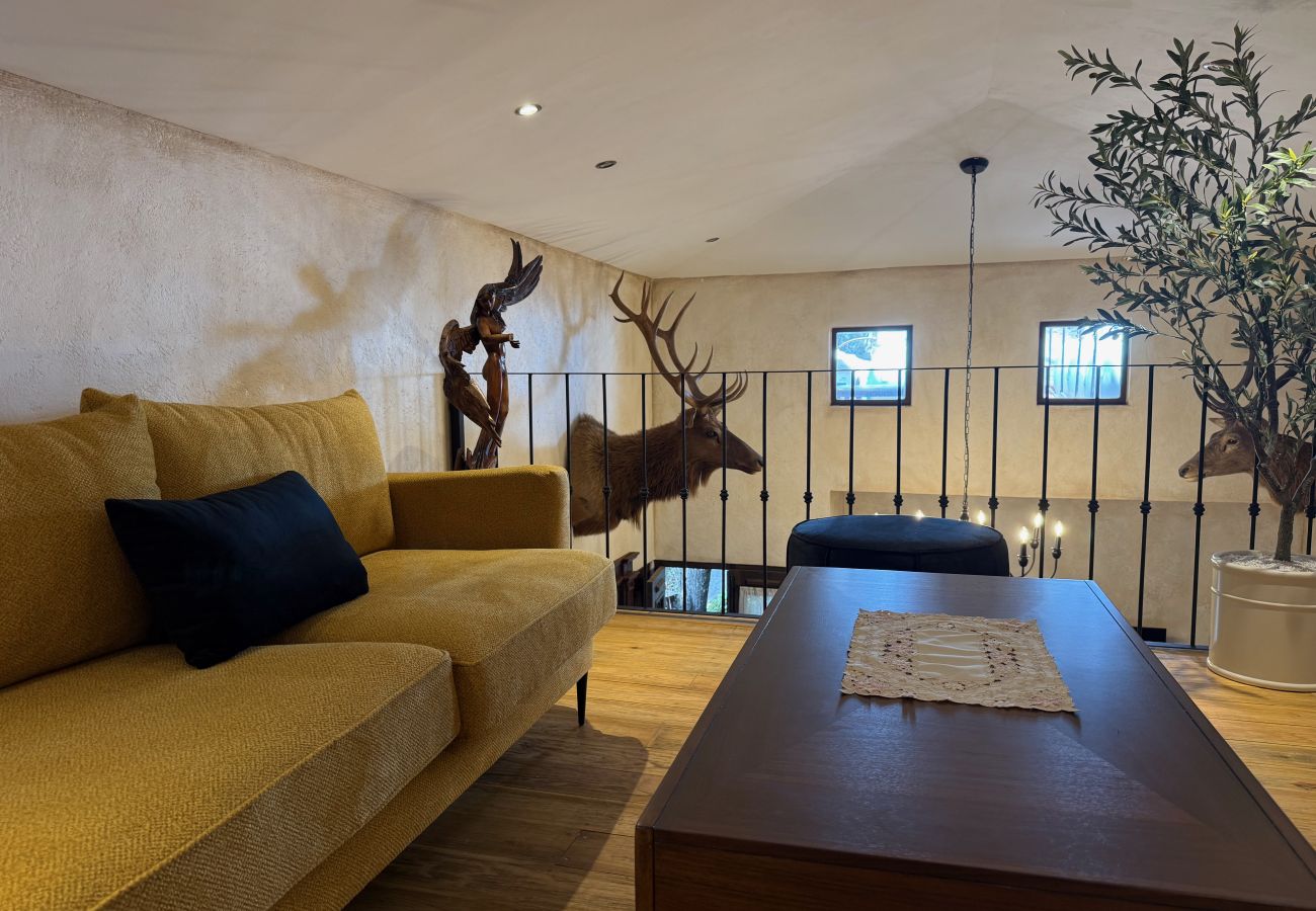 Apartment in Val’Quirico - Apolo en ValQuirico