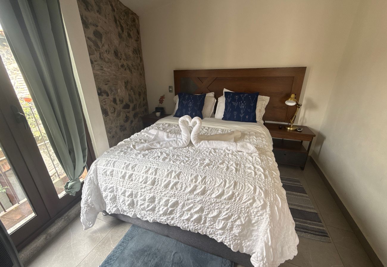 Apartment in Val’Quirico - Sicilia con Terraza y chimenea