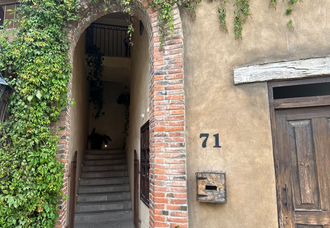 Apartment in Val’Quirico - Sicilia con Terraza y chimenea