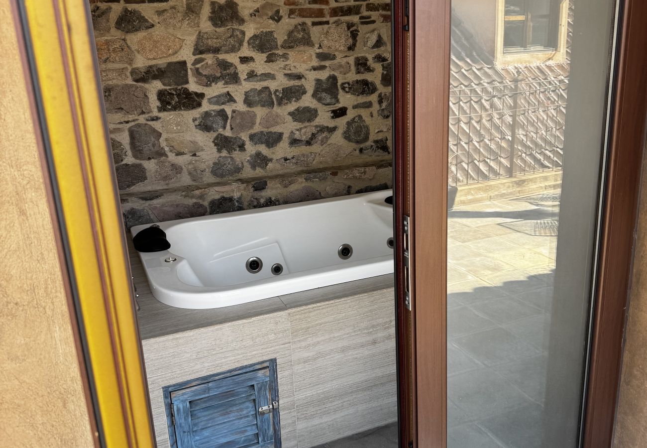 Apartment in Val’Quirico - Sicilia con Terraza y chimenea