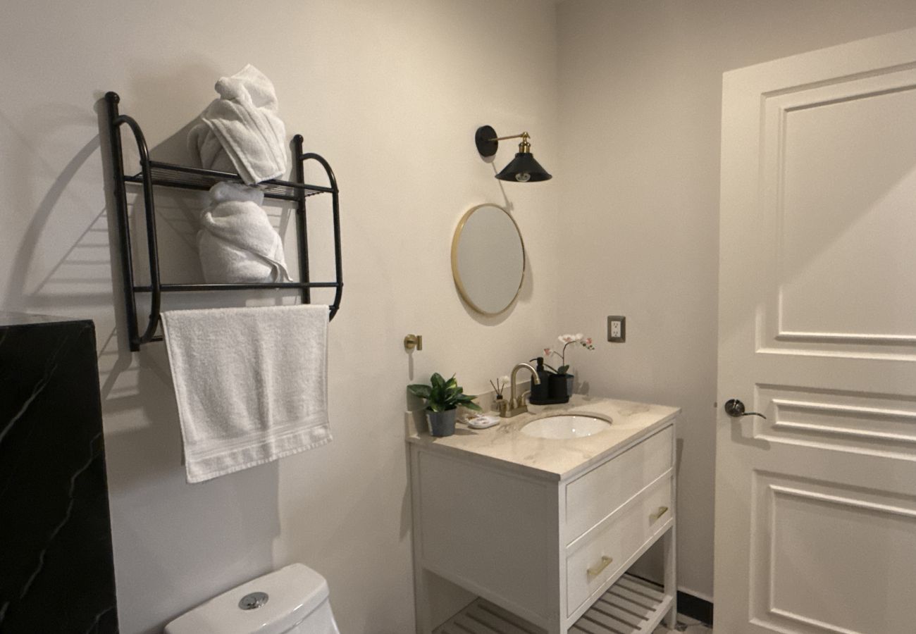 Apartment in Val’Quirico - Luna Toscana Loft con Balcón