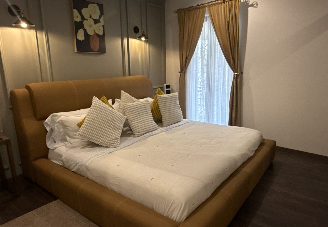 Apartment in Val’Quirico - Luna Toscana Loft con Balcón