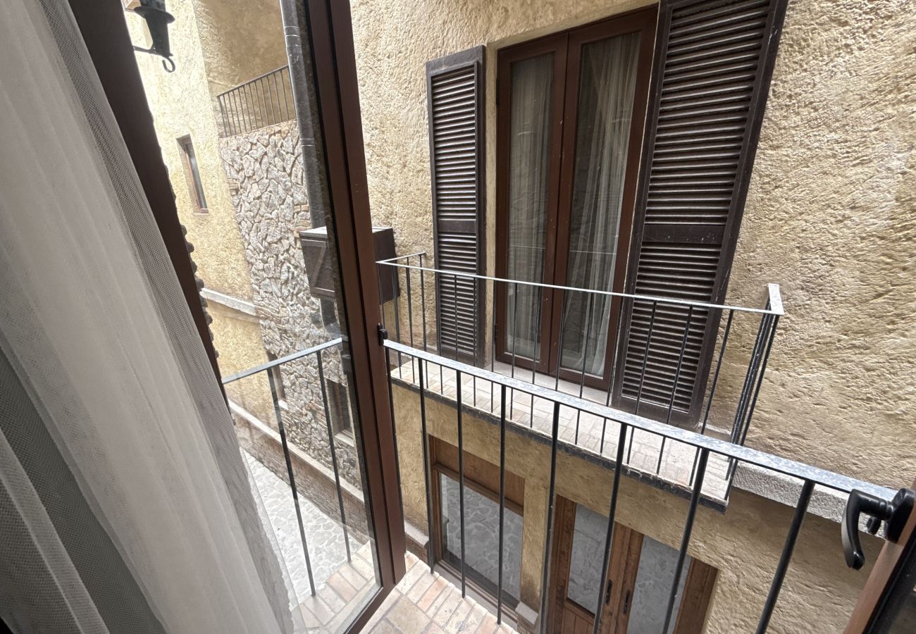 Apartment in Val’Quirico - Luna Toscana Loft con Balcón