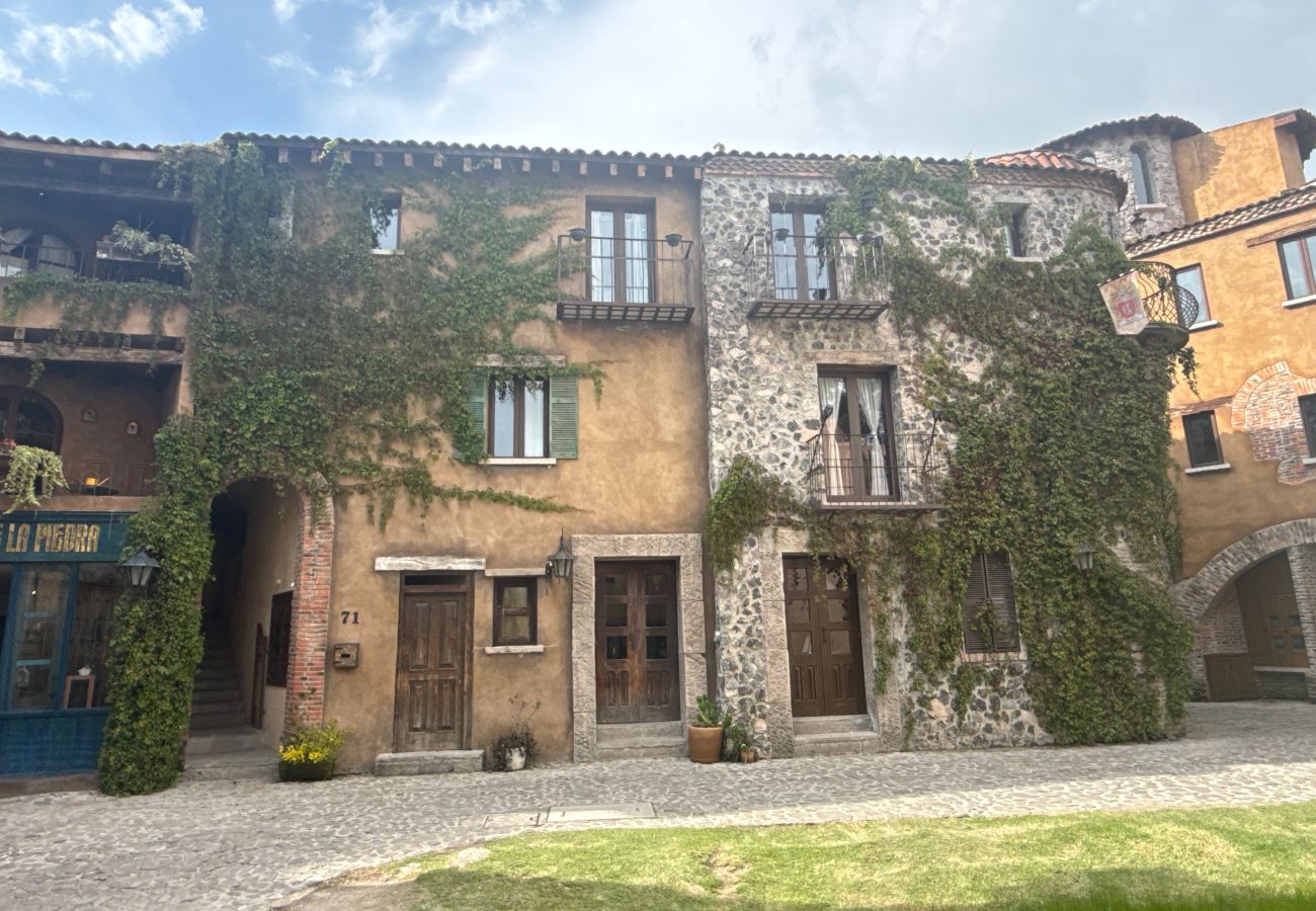 Apartment in Val’Quirico - Sicilia Grand 2R Terraza y Chimenea