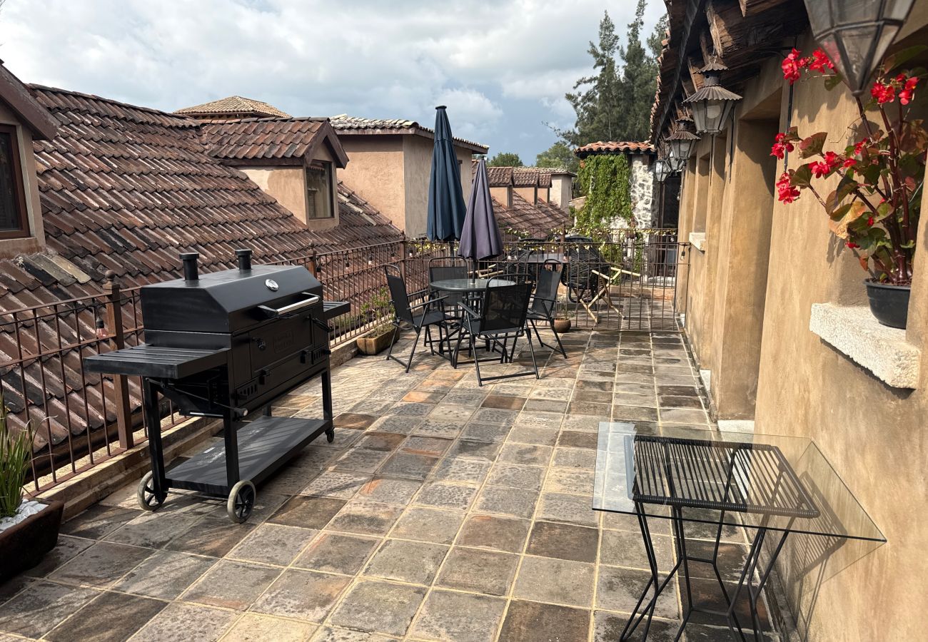 Apartment in Val’Quirico - Sicilia Grand 2R Terraza y Chimenea