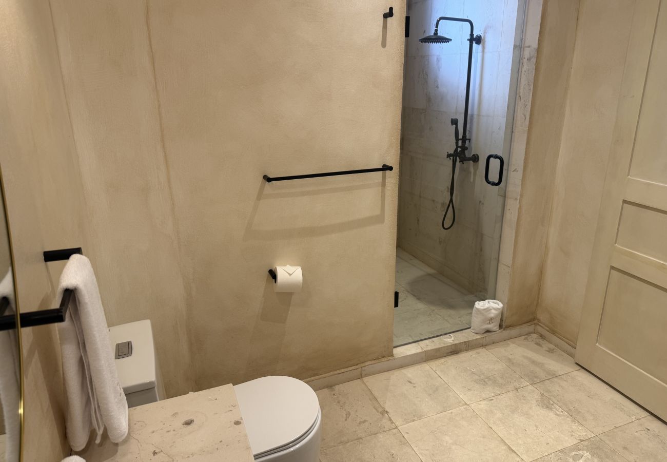 Apartment in Val’Quirico - Loft La Reggina